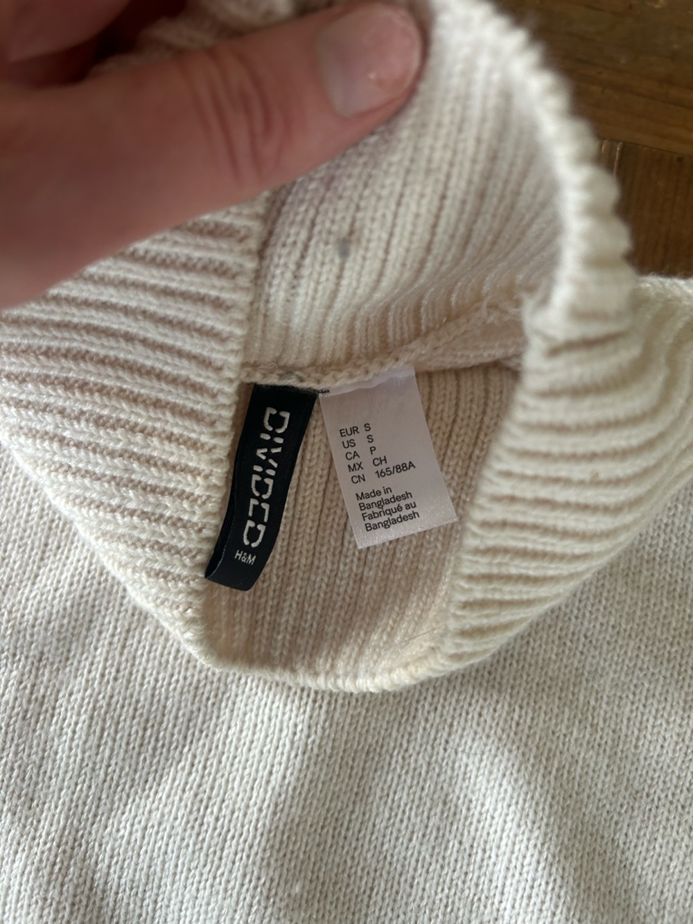 H&M Cream Ribbed Boxy Fit Sweater - Picture 4 of 4